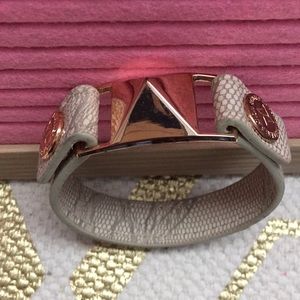 💫New BCBGENERATION Bracelet💫